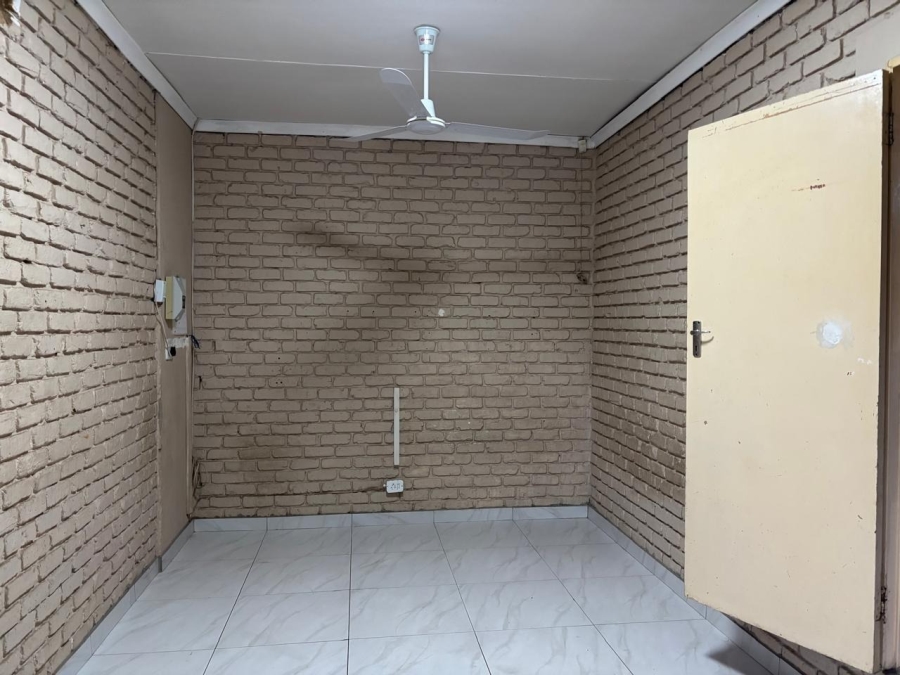 3 Bedroom Property for Sale in Geelhoutpark North West